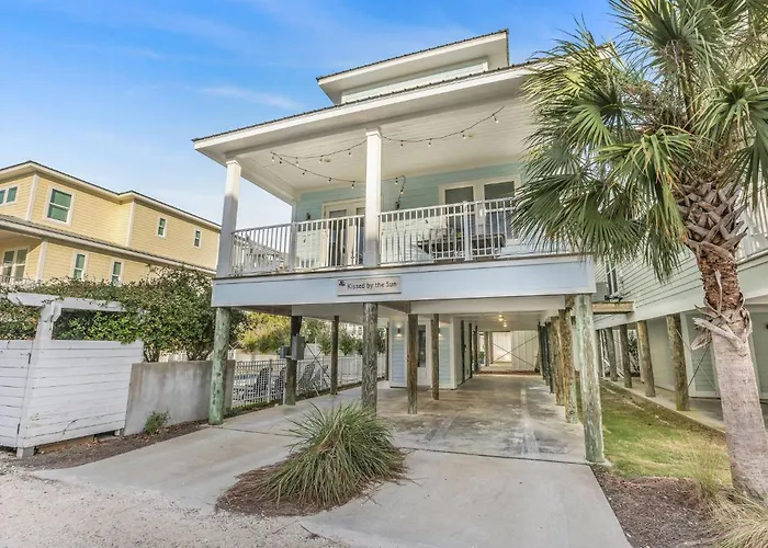 New! Coastal Luxe, Walk To Beach, Prime Location! Gulf Shores