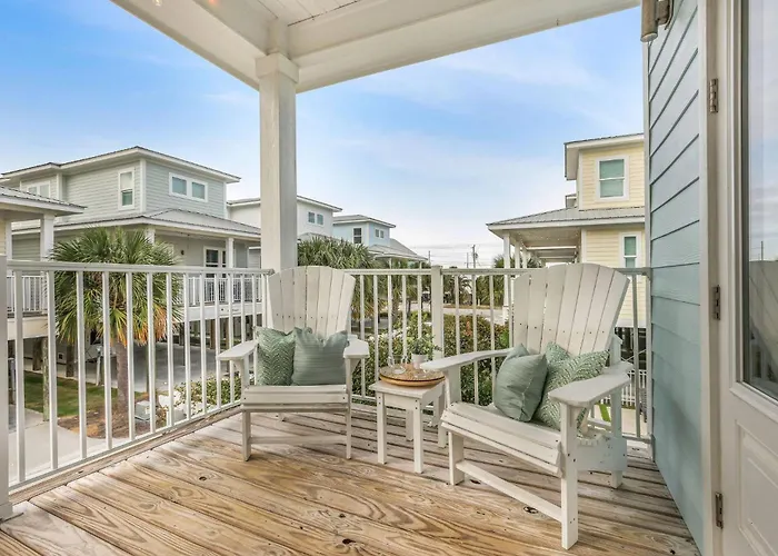 Holiday home New! Coastal Luxe, Walk To Beach, Prime Location! Gulf Shores